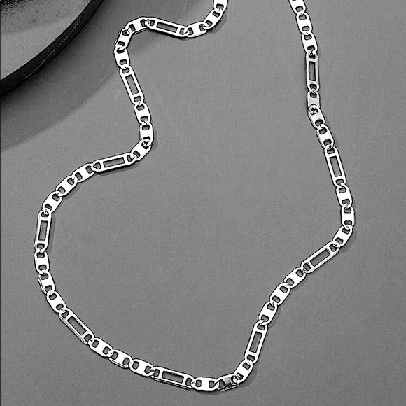 STAINLESS STEEL MINIMALIST NECKLACE - Picture 1 of 5